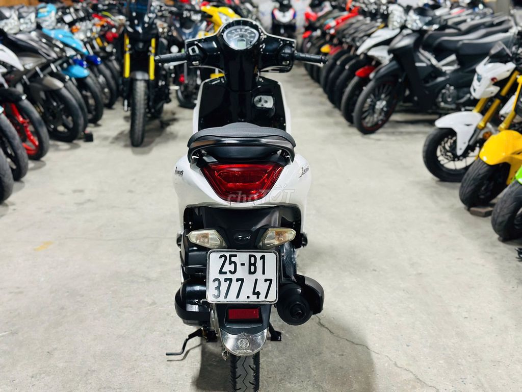 XE MÁYTHANH TÙNG_JANUS 125 TRẮNG XE NỮ ĐI BAO ZIN. Mua bán Xe máy tại Quận Nam Từ Liêm Hà Nội được đăng bởi THANH TÙNG hình 3