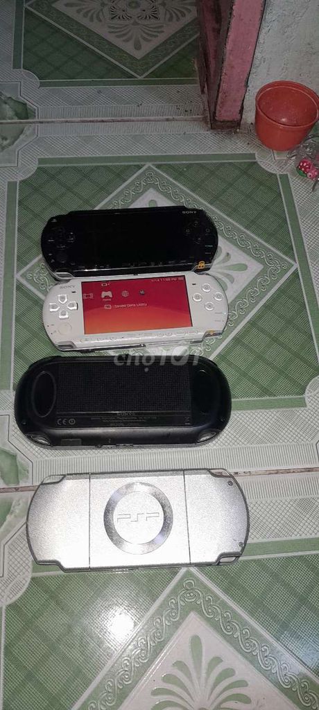 Ps vita hăc thē 32g sony và có psp 1k2k3k hác 8g