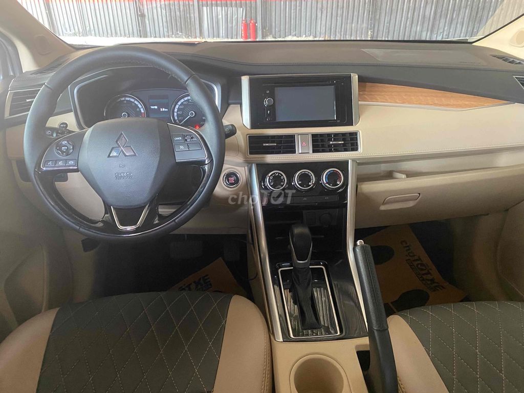 Mitsubishi Xpander 2019 AT - 50000 km. Mua bán Ô tô tại Quận 7 Tp Hồ Chí Minh được đăng bởi Vương Chợ Xe Lướt hình 7