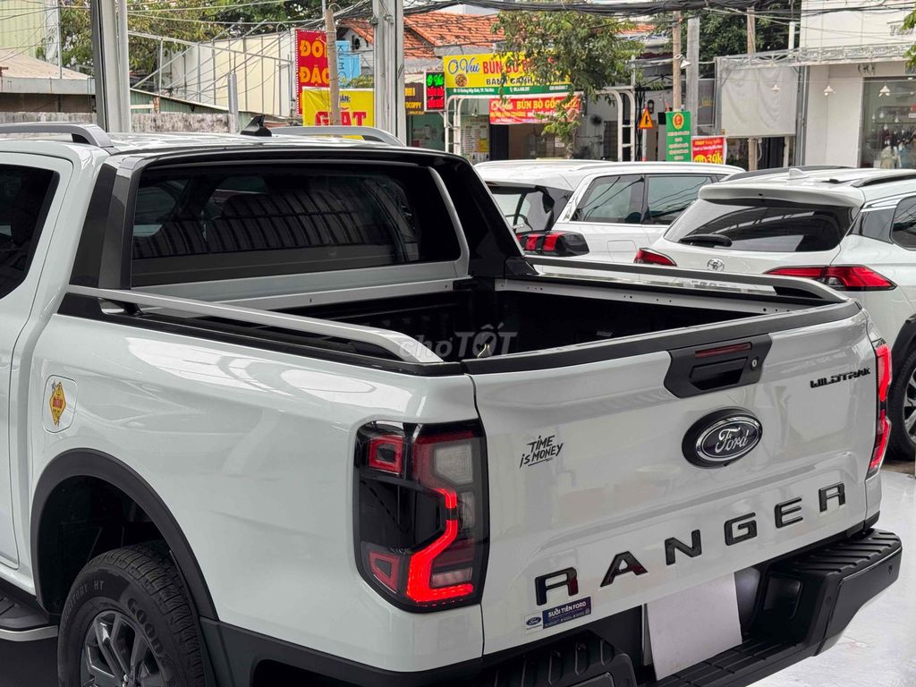 Ford Ranger 2024 Wildtrak 2.0L 4x4 AT - 9000 km. Mua bán Ô tô tại Thành phố Thủ Đức Tp Hồ Chí Minh được đăng bởi Long Auto Vạn Phúc hình 8