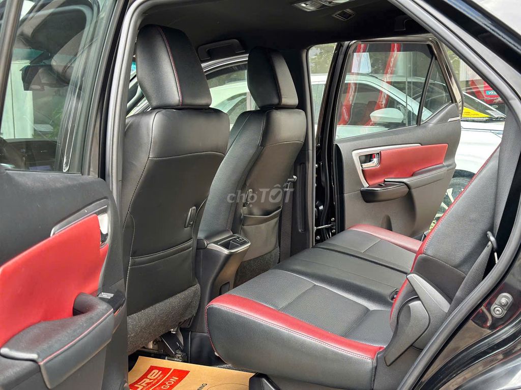 Toyota Fortuner 2021 Legender 2.4 4X2AT - 85265 km. Mua bán Ô tô tại Huyện Hóc Môn Tp Hồ Chí Minh được đăng bởi Vũ Phong Toyota Sure Xe Cũ Chính Hãng hình 11