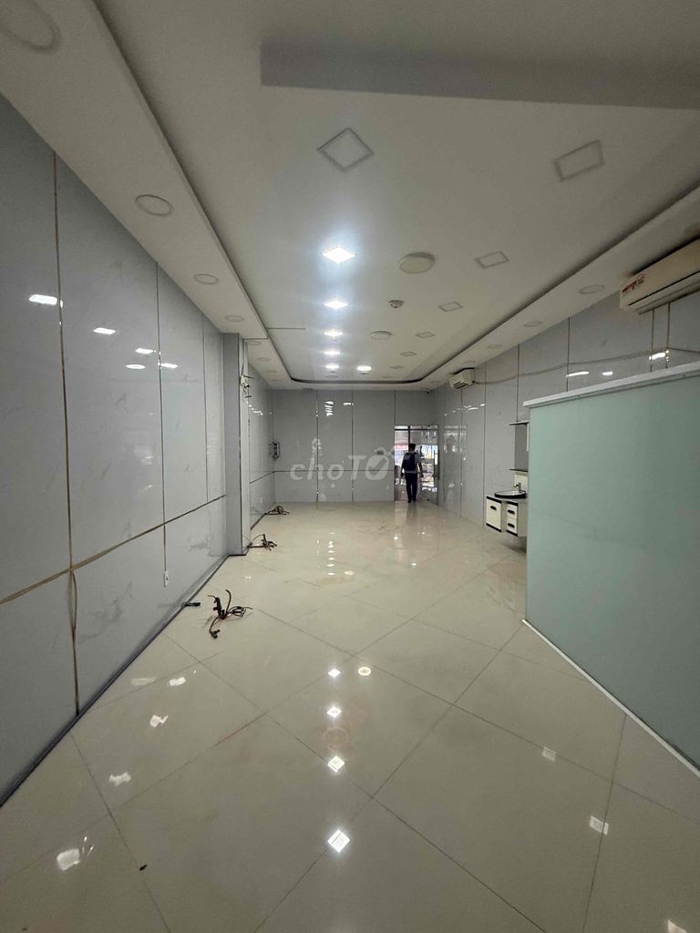 CHO THUÊ NHÀ MẶT TIỀN NGUYỄN ẢNH THỦ ( giá tốt) HIỆP THÀNH