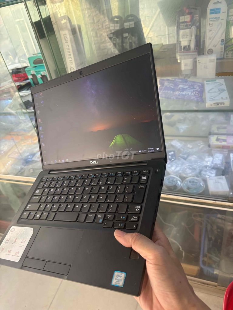 Dell Latitude 7390 i5-8350U bán rẻ dùng học tập vp. Mua bán Laptop tại Quận Hà Đông Hà Nội được đăng bởi Shop laptop công nghệ máy tính Chiến thắng hình 1