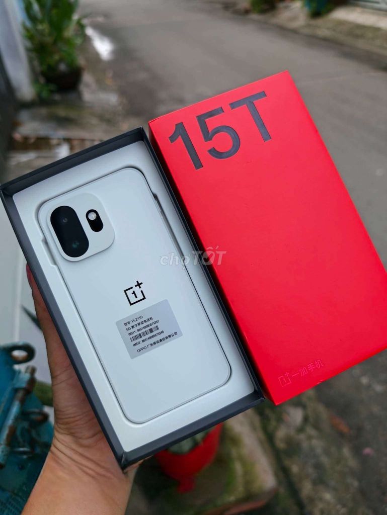 OnePlus 15T Trắng Như mới. Mua bán Điện thoại tại Quận Đống Đa Hà Nội được đăng bởi Linh Phạm hình 1