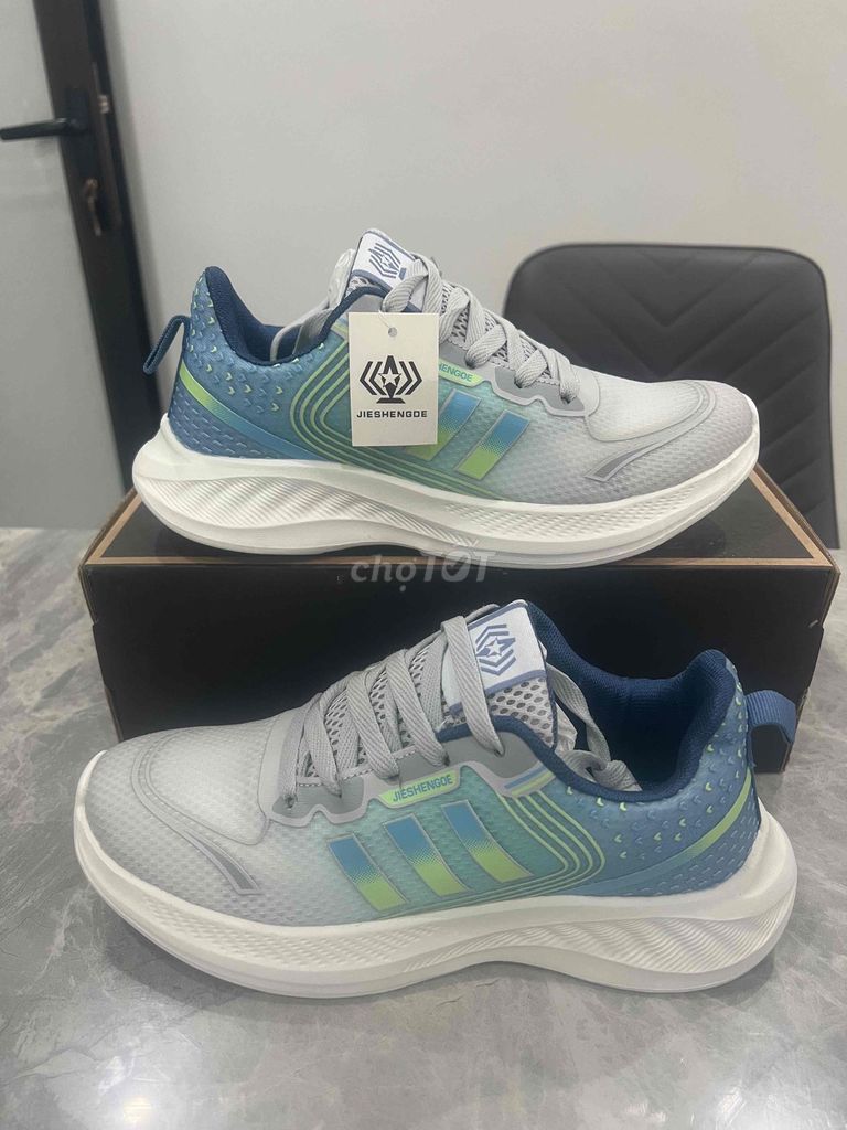 Giày thể thao Jieshengde Xám xanh Unisex. Mua bán Giày dép tại Quận Dương Kinh Hải Phòng được đăng bởi Trần Thị Liên hình 1