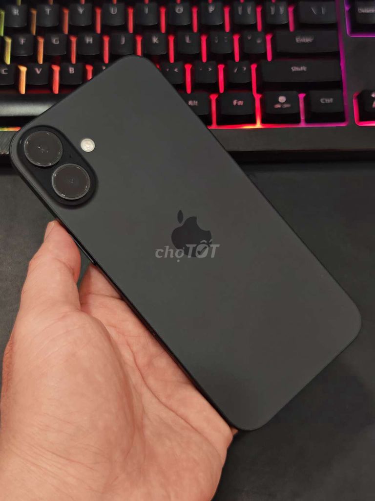 Apple iPhone 16 Plus 256GB quốc tế zin nguyên. Mua bán Điện thoại tại Quận Ninh Kiều Cần Thơ được đăng bởi Nguyễn Toàn hình 1