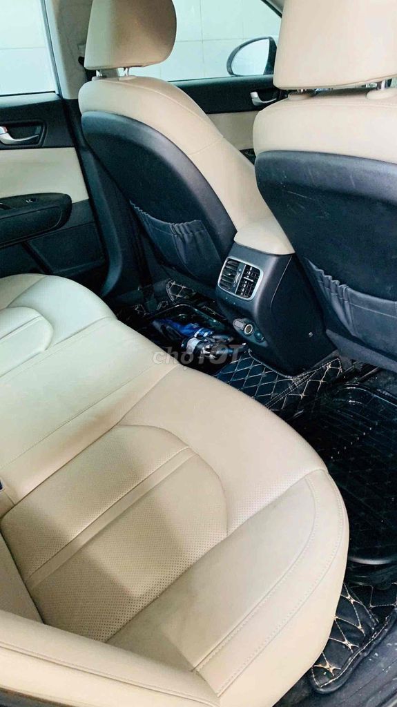 Kia Optima 2019 Optima 2.0AT - 51560 km. Mua bán Ô tô tại Quận Cái Răng Cần Thơ được đăng bởi Bích Vân hình 4
