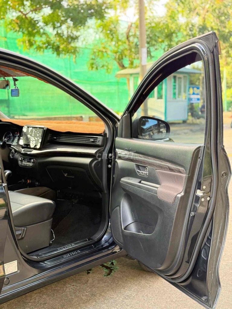 Suzuki Ertiga 2022 Hybrid 1.5 AT - 67000 km. Mua bán Ô tô tại Thành phố Thủ Đức Tp Hồ Chí Minh được đăng bởi VinFast Thủ Thiêm hình 2