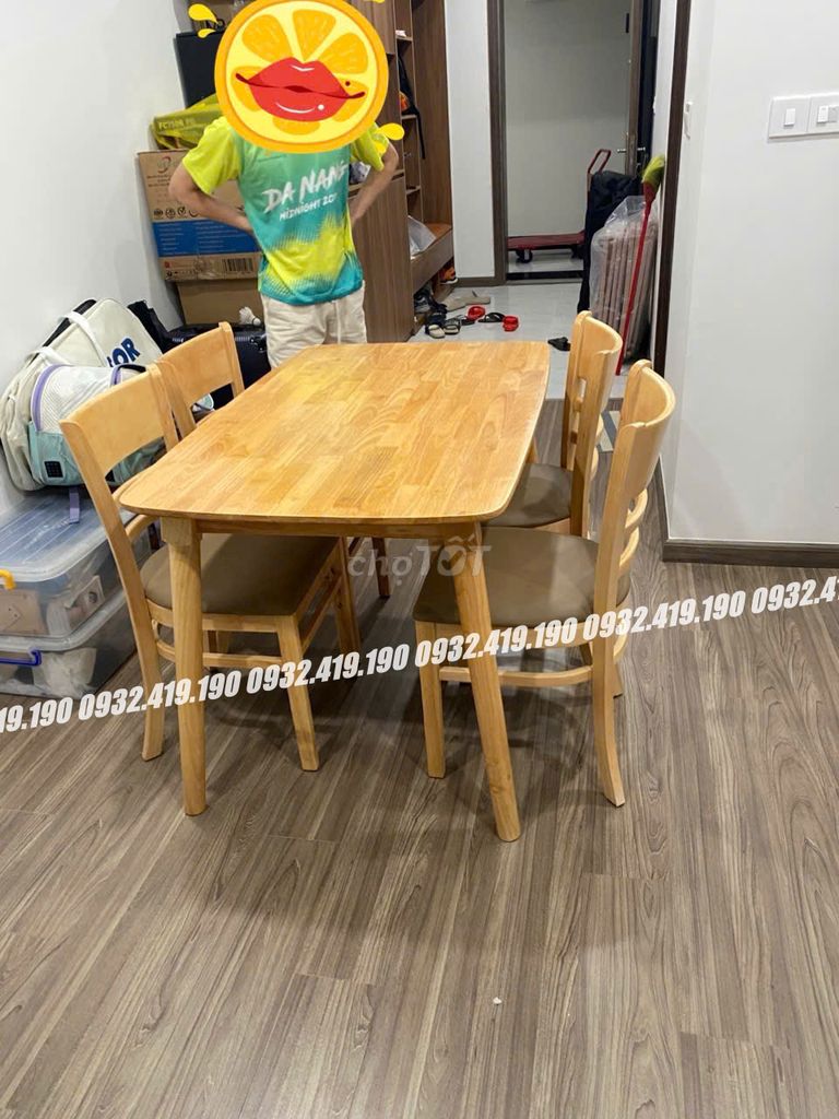 Bàn ghế ăn gỗ cao su tự nhiên, bàn 1m2x75. Mua bán Bàn ghế tại Quận Cẩm Lệ Đà Nẵng được đăng bởi Kho Nội Thất Giá Sỉ hình 1