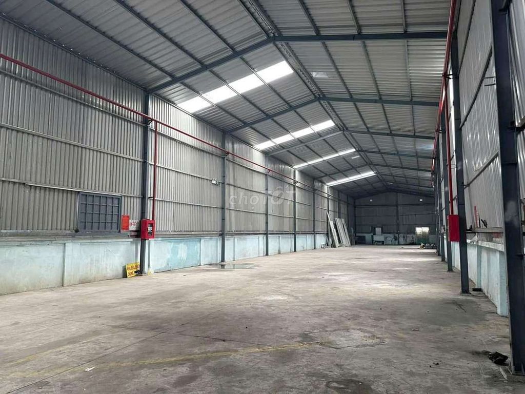 Cho thuê xưởng 1200m2 giá thuê 60tr