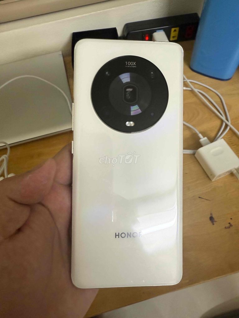 cần bán honor magic 4pro bản 12/512g máy đẹp 98%. Mua bán Điện thoại tại Quận Hà Đông Hà Nội được đăng bởi Linh Bùi hình 1
