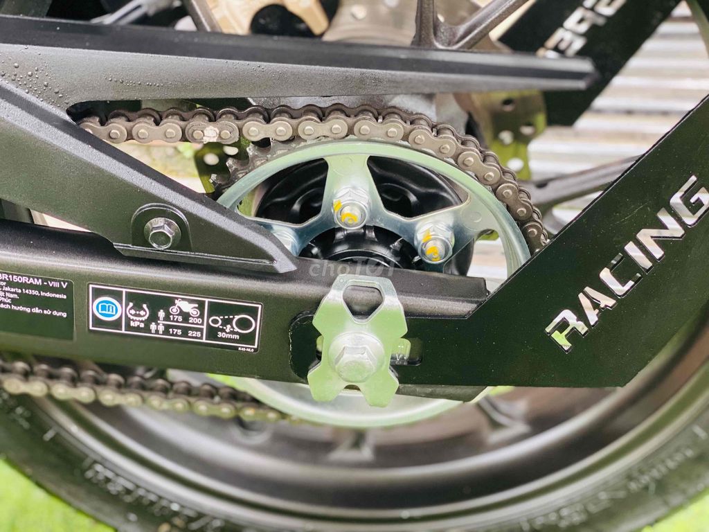 Honda CBR 150 đk 6/2022 mới cứng pkl moto. Mua bán Xe máy tại Quận Cầu Giấy Hà Nội được đăng bởi Tong motor xe may hình 2