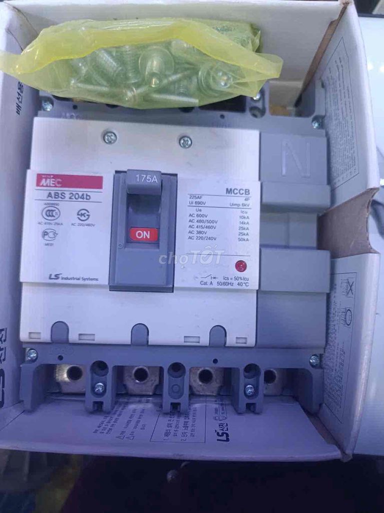 Át LS ABS 204b 175A Hàn Quốc. Mua bán Nội thất, đồ gia dụng khác tại Quận Kiến An Hải Phòng được đăng bởi Điện Công Nghiệp và Dân dụng Thắng Vân Chợ Sắt hình 1
