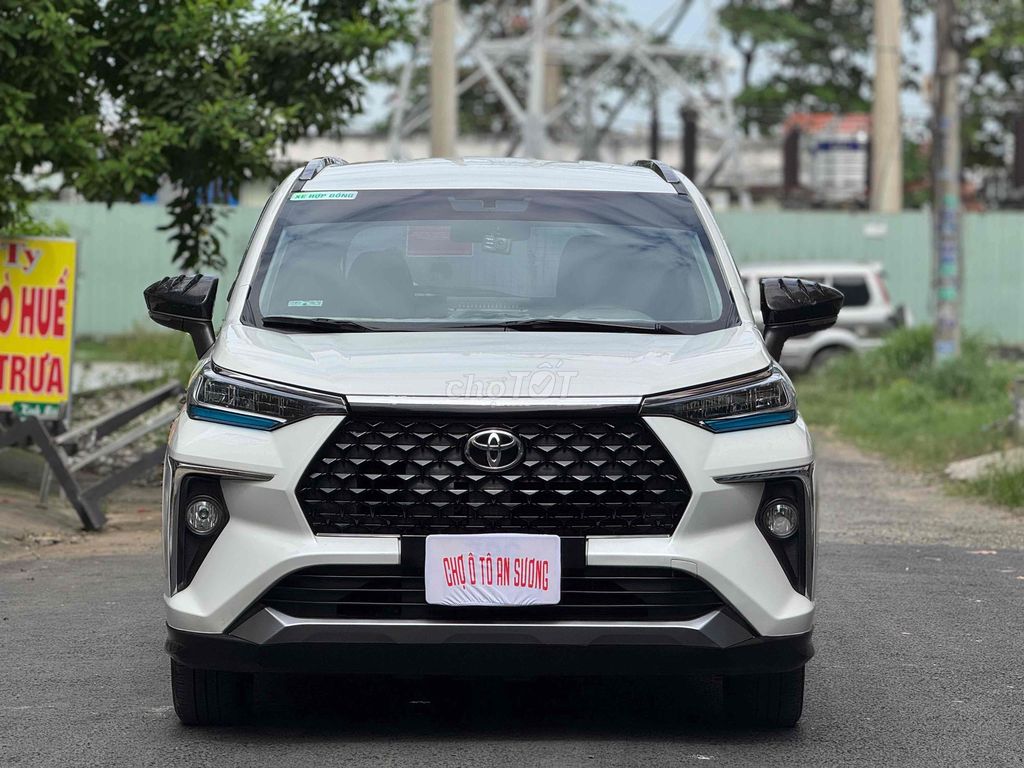 Toyota Veloz 2022 CVT hỗ trợ bank. Mua bán Ô tô tại Quận Tân Phú Tp Hồ Chí Minh được đăng bởi Hoàng Gia Auto hình 2