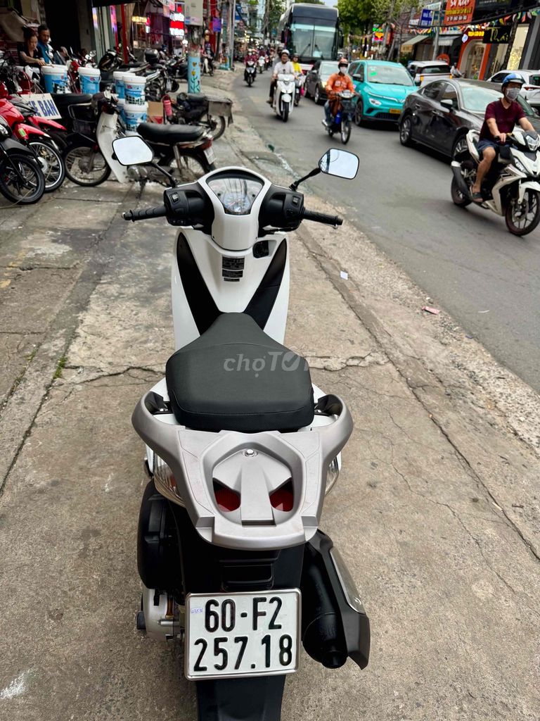 🟢🟢 SH 150 Trắng đen 2016 Smarkey chính chủ có góp. Mua bán Xe máy tại Thành phố Biên Hòa Đồng Nai được đăng bởi XE MÁY CŨ THÀNH MỸ  hình 5
