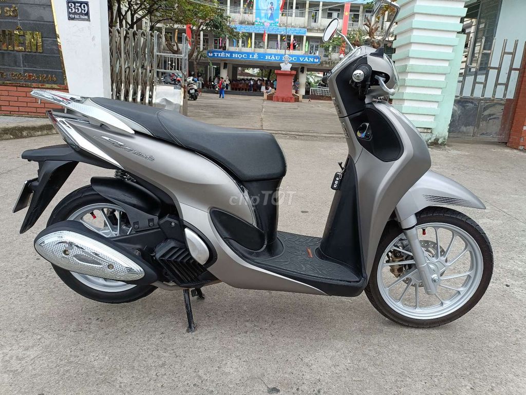Sh mode phanh abs chống trượt. Mua bán Xe máy tại Quận Liên Chiểu Đà Nẵng được đăng bởi long hình 5