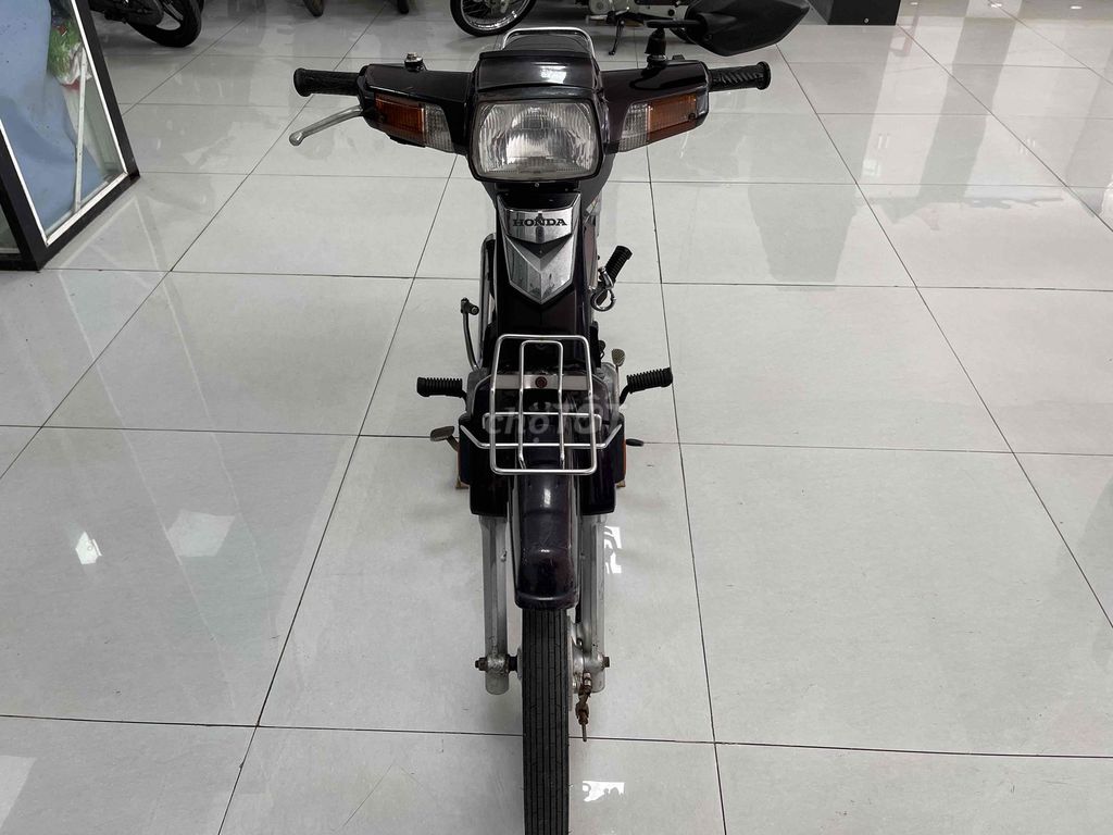 Honda Dream Thái màu Nâu. Mua bán Xe máy tại Huyện Trảng Bom Đồng Nai được đăng bởi Phạm Cao hình 1