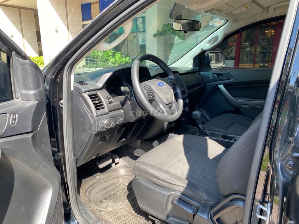 Ford Ranger 2020 XLS 2.2L 4x2 AT - 111500 km. Mua bán Ô tô tại Quận 1 Tp Hồ Chí Minh được đăng bởi Trần Hoàng Long hình 10