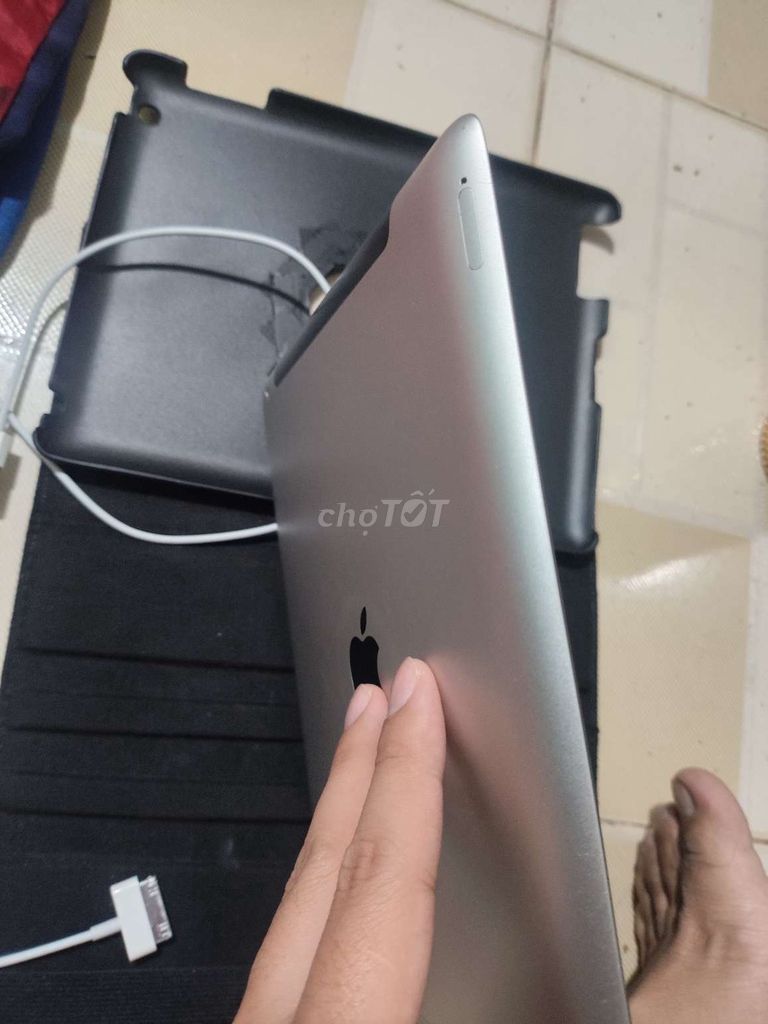Apple iPad 2 32GB Bạc Hỏng. Mua bán Máy tính bảng tại Quận Bình Tân Tp Hồ Chí Minh được đăng bởi tỉnh hình 1
