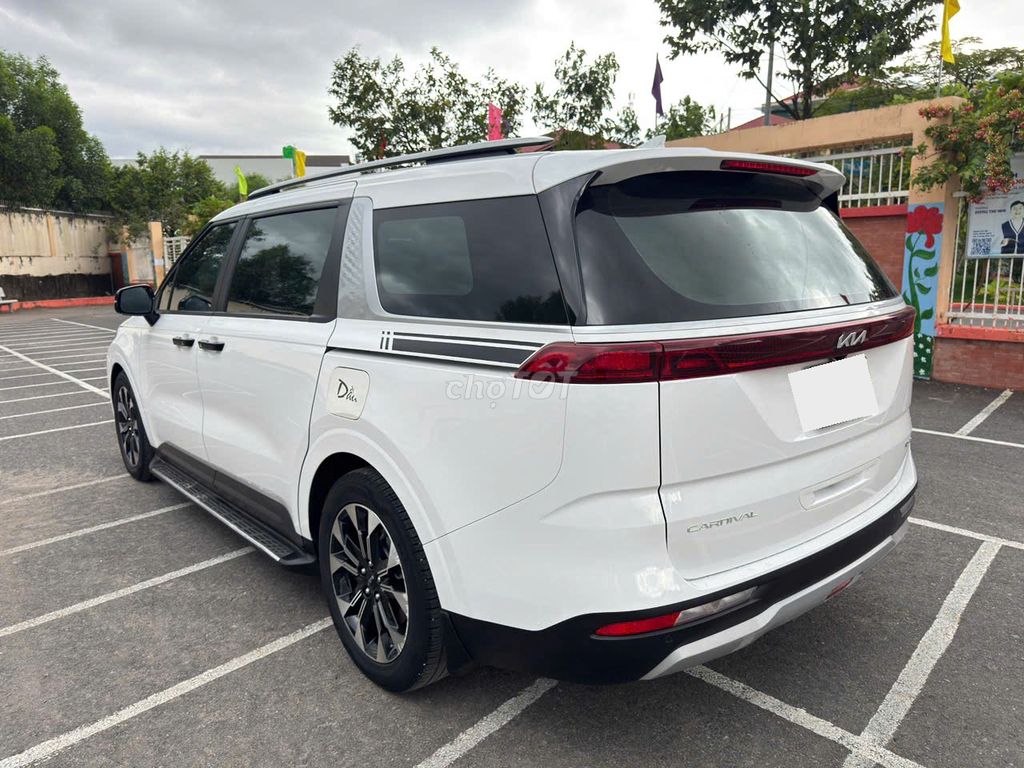 Kia Carnival Luxury 2.2D  2023  - 60 nklm. Mua bán Ô tô tại Thành phố Thủ Dầu Một Bình Dương được đăng bởi Nguyễn Văn Lợi hình 5