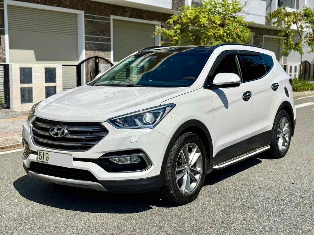 Hyundai Santa Fe 2018 2.4 AT 2WD - 80000 km xe Đep. Mua bán Ô tô tại Thành phố Vũng Tàu Bà Rịa - Vũng Tàu được đăng bởi Hùng LUXURY 6789 UY Tín Tạo Nên Thương Hiệu hình 18