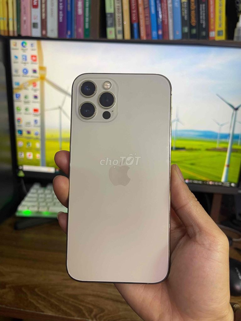 12 Pro  Gold , Full chức năng đẹp 99%. Mua bán Điện thoại tại Quận Lê Chân Hải Phòng được đăng bởi Huy Tưởng Mobile hình 1
