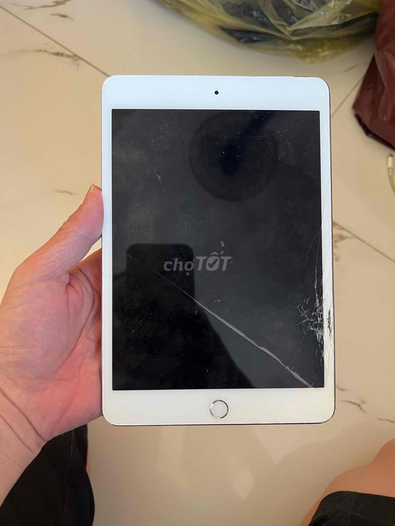 Bán Xác Ipad mini4 hỏng màn pin phồng vỏ đẹp. Mua bán Máy tính bảng tại Quận Hà Đông Hà Nội được đăng bởi Mạnh Mobile hình 1
