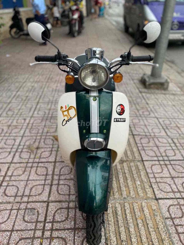 SCOPY 2024 chính chủ máy zin 50cc xe bao êm bao zi. Mua bán Xe máy tại Quận 7 Tp Hồ Chí Minh được đăng bởi Gia Bảo  hình 2