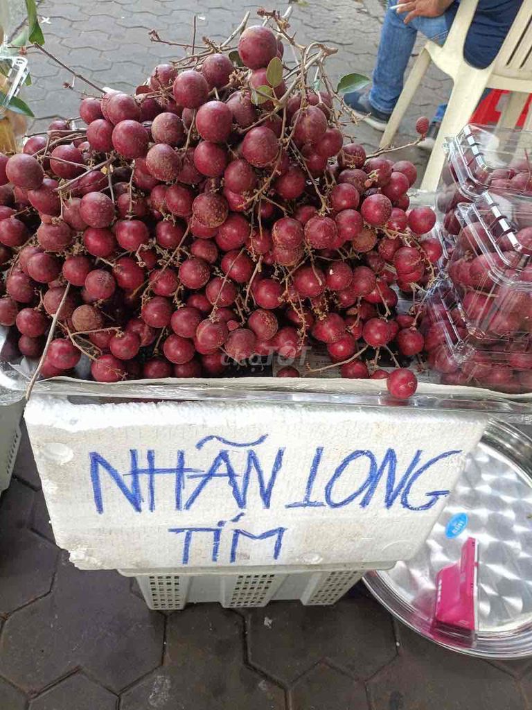 Nhãn long tím màu Tím. Mua bán Đồ ăn, thực phẩm và các loại khác tại Quận 11 Tp Hồ Chí Minh được đăng bởi Quinnie hình 1