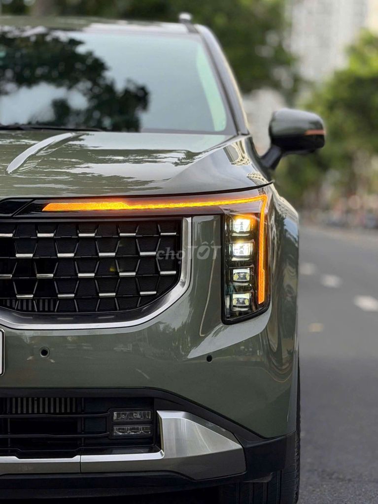 Kia carnival 2.2Dsignature 7s 6000 km. Mua bán Ô tô tại Thành phố Thủ Đức Tp Hồ Chí Minh được đăng bởi Ms Hiệp  hình 15