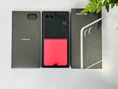 Samsung Galaxy Z Flip7 5G 256GB | SSVN | Likenew. Mua bán Điện thoại tại Quận Gò Vấp Tp Hồ Chí Minh được đăng bởi LAPTOPDIENTHOAI VN