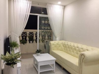 Cho thuê CH Grand Riverside nhà đầy đủ nội thất giá 14tr/tháng
