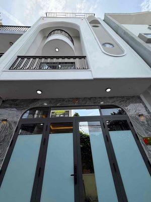 Rent · 3 bd · 53 м² · Quận Hải Châu, ул. Đường Trưng Nữ Vương
