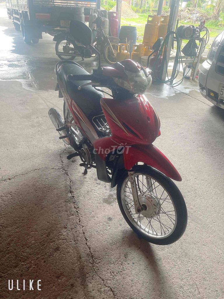 cần thanh lý xe như hình máy móc êm rin bình đề ok. Mua bán Xe máy tại Huyện Trảng Bàng Tây Ninh được đăng bởi Trương Quốc Duy hình 2