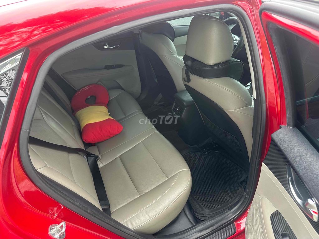 Kia Cerato 2019 1.6 AT Luxury - 80000 km. Mua bán Ô tô tại Quận Bình Thuỷ Cần Thơ được đăng bởi Phuong hình 8