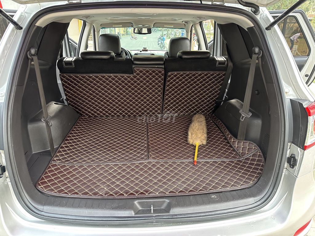 Hyundai Santafe SLX cuối 2009 form 2010 Máy EVGT. Mua bán Ô tô tại Huyện Sóc Sơn Hà Nội được đăng bởi Salon Auto Đào Hằng hình 19