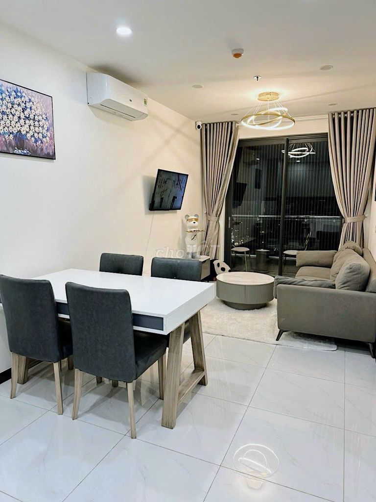 Sky View 80m2 2PN thuê giá rẻ, ngoài ra còn nhiều căn 2PN giá 10 triệu