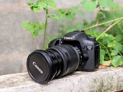 (MÁY ẢNH KTS)📷#Canon #7D kèm lens 18-200mm khá