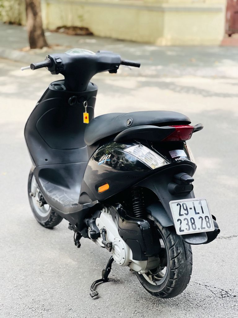 PIAGGIO ZIP 100 MÀU ĐEN NGUYÊN BẢN BIỂN HÀ NỘI. Mua bán Xe máy tại Quận Cầu Giấy Hà Nội được đăng bởi Mai Khôi Nguyên hình 6
