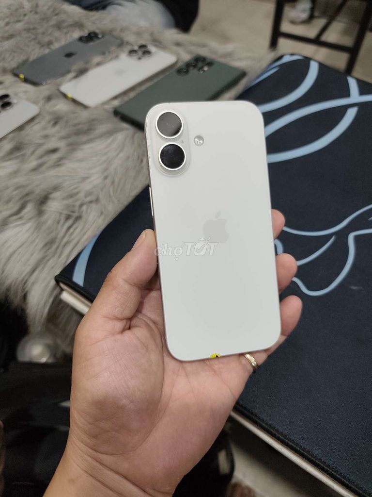 iPhone 17 256GB Trắng 99%. Mua bán Điện thoại tại Quận Bình Thạnh Tp Hồ Chí Minh được đăng bởi Hoàng Giang hình 1