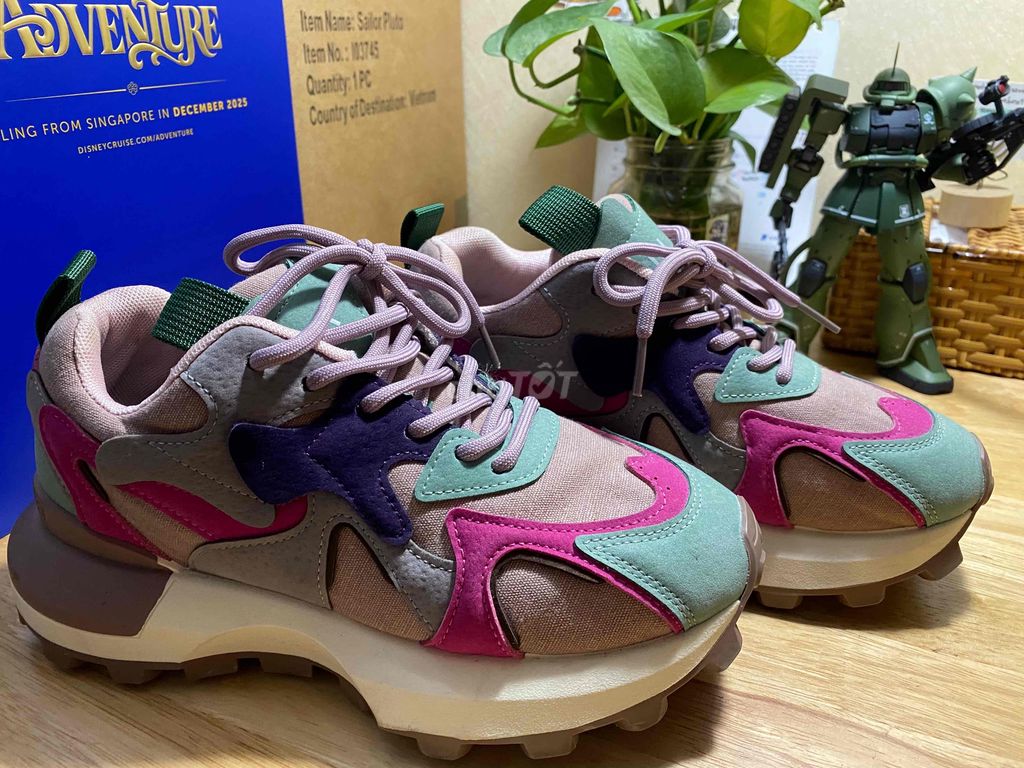 Giày thời trang thể thao đế cao size 37