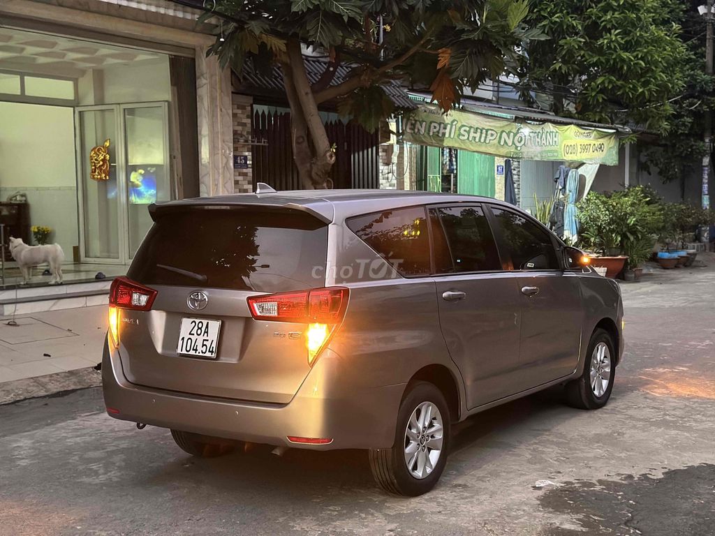 Toyota Innova 2020 2.0E - 80000 km