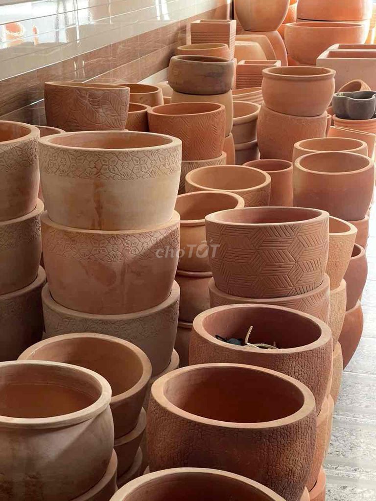 Chậu cây đất nung 20-48cm. Mua bán Cây cảnh, đồ trang trí tại Thành phố Mỹ Tho Tiền Giang được đăng bởi Giáng Tiên Nguyễn hình 1