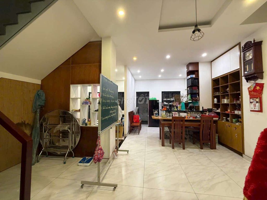 BIỆT THỰ D25 - HBC - 5PN - KHU VIP BÊN SÔNG GẦN GIGAMALL!. Cho thuê nhà ở tại Thành phố Thủ Đức Tp Hồ Chí Minh được đăng bởi Trieu Khang hình 3