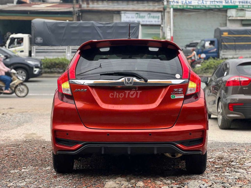 Honda Jazz 2019 1.5 RS - 32000 km. Mua bán Ô tô tại   được đăng bởi BÌNH VÌNH PHÚ CHUYÊN XE LƯỚT BAO TEST HÃNG  hình 5