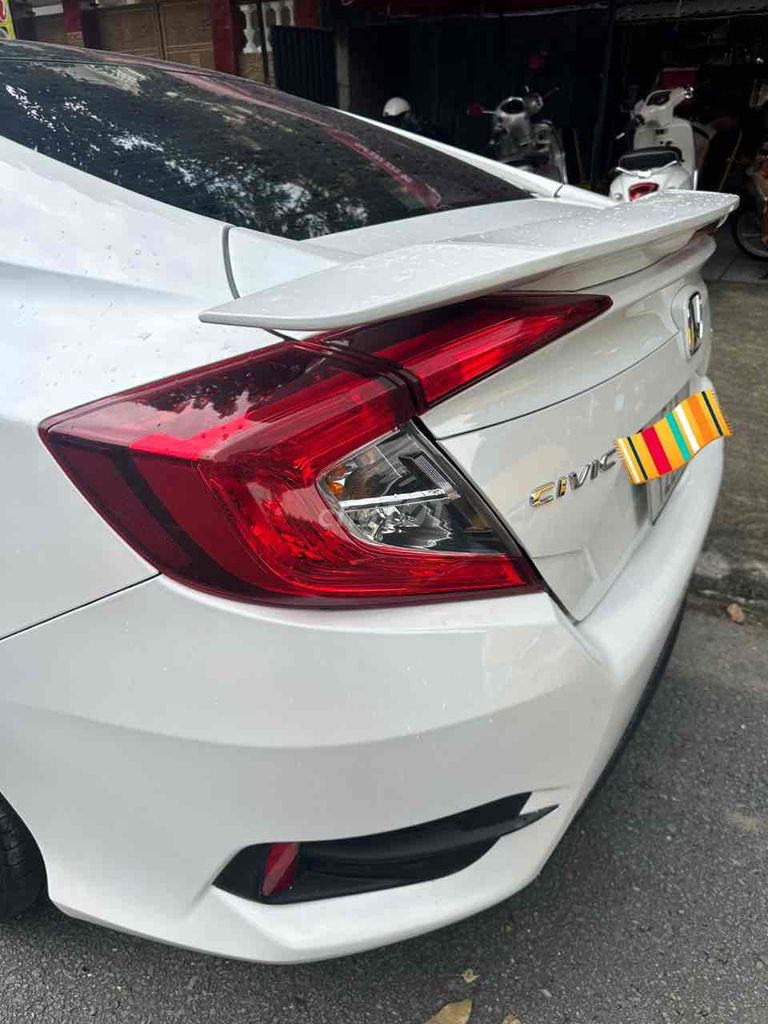 Honda Civic 2019 G màu trắng chính chủ. Mua bán Ô tô tại Quận Bình Tân Tp Hồ Chí Minh được đăng bởi MINH VŨ hình 4