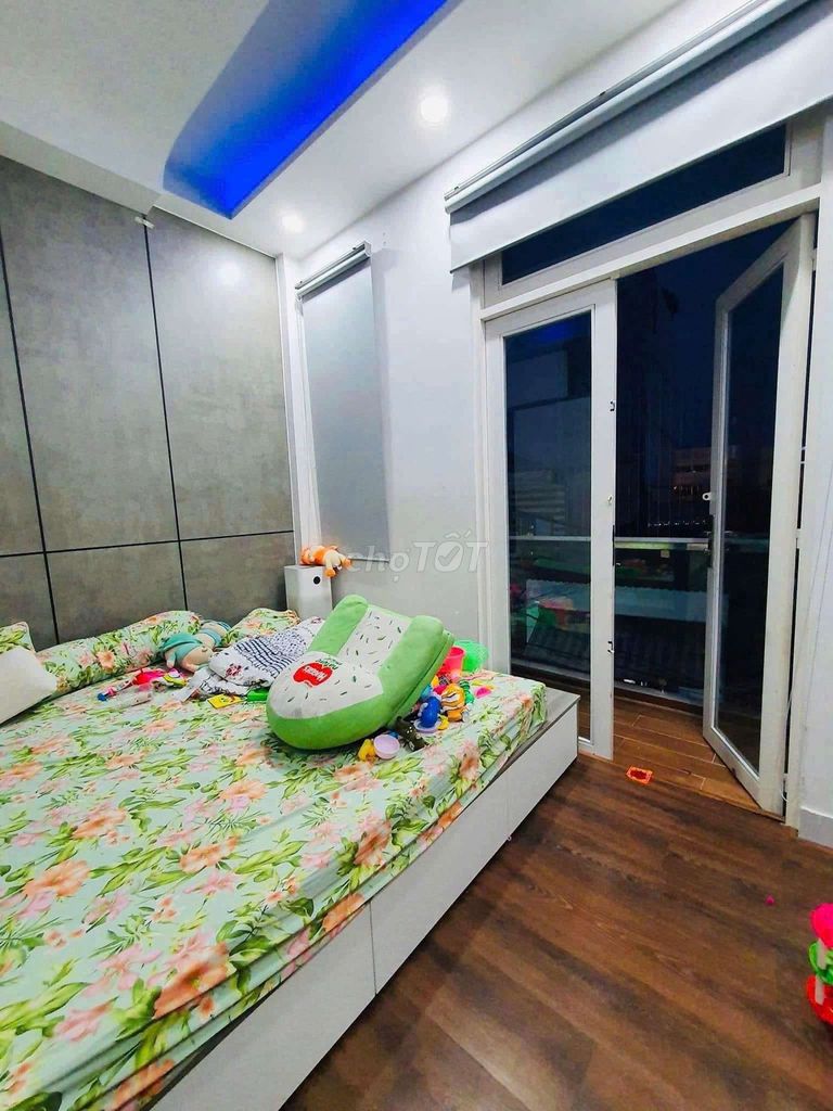 Nhà 3 tầng sát Tân Phú - Đầm Sen - Hẻm xe hơi - 50m2 - 4.9 tỷ