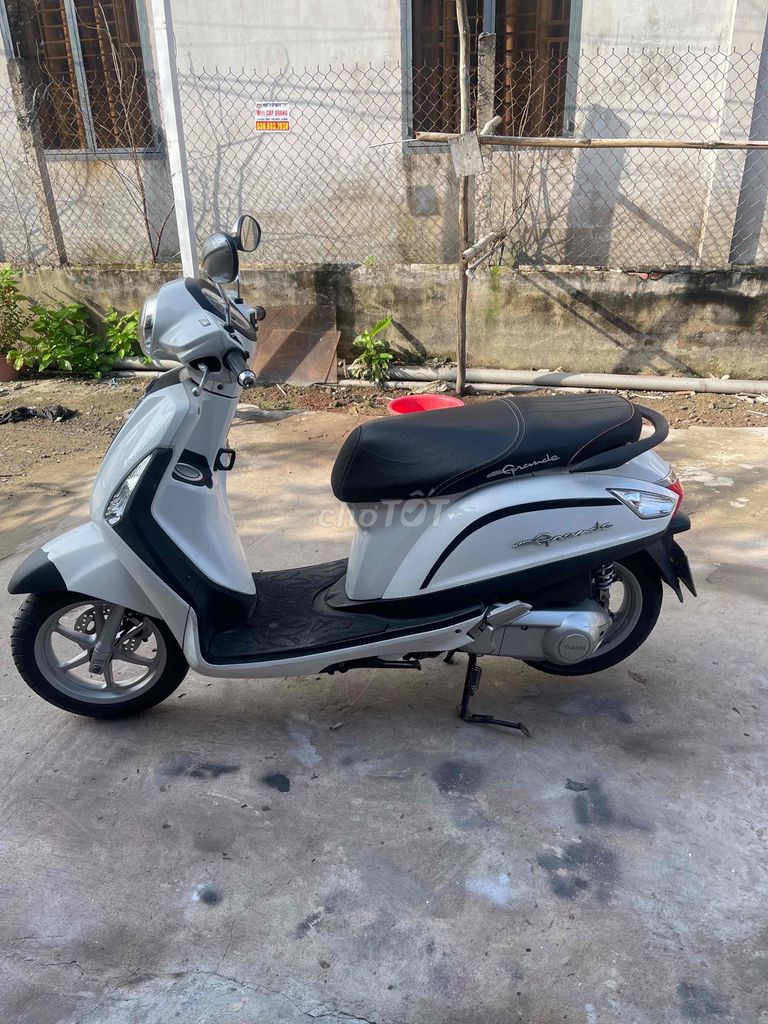 Yamaha Grande màu Trắng biển 65 ngây chủ máy zin. Mua bán Xe máy tại Quận Cái Răng Cần Thơ được đăng bởi Cầm Đồ Minh Tấn hình 5