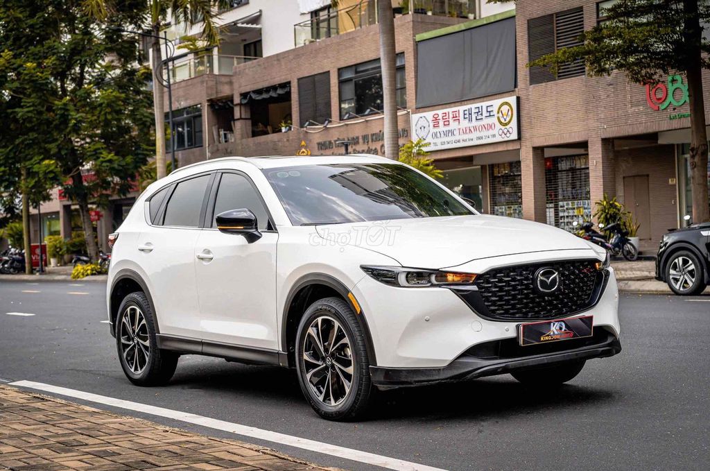Mazda CX 5 2023 2.0 Premium Exclusive - 24000 km. Mua bán Ô tô tại Quận 7 Tp Hồ Chí Minh được đăng bởi Dương Phương hình 4
