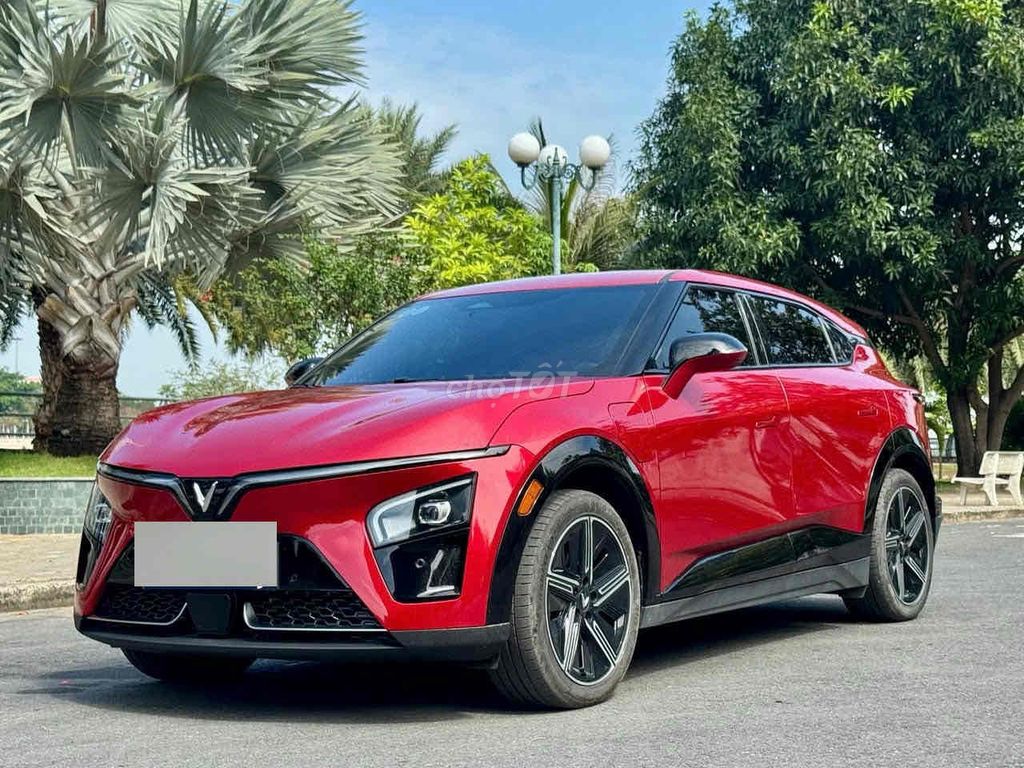 VinFast VF7 2025 Plus 1 Cầu - 10000 km. Mua bán Ô tô tại Huyện Bình Chánh Tp Hồ Chí Minh được đăng bởi Quốc Nhẫn hình 2